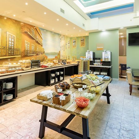 Holiday Inn Express Lisboa - Av. Liberdade By Ihg Ngoại thất bức ảnh