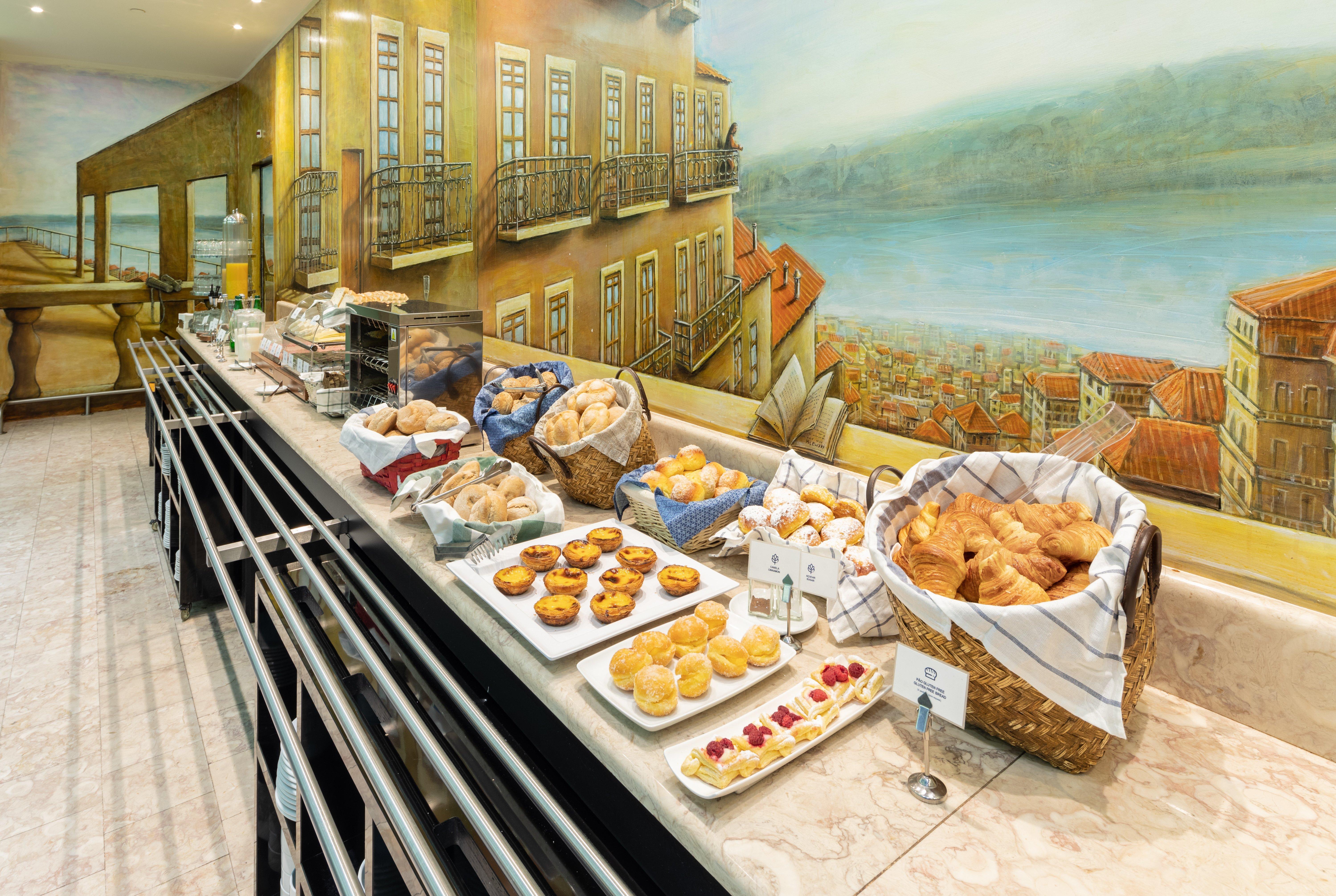 Holiday Inn Express Lisboa - Av. Liberdade By Ihg Ngoại thất bức ảnh