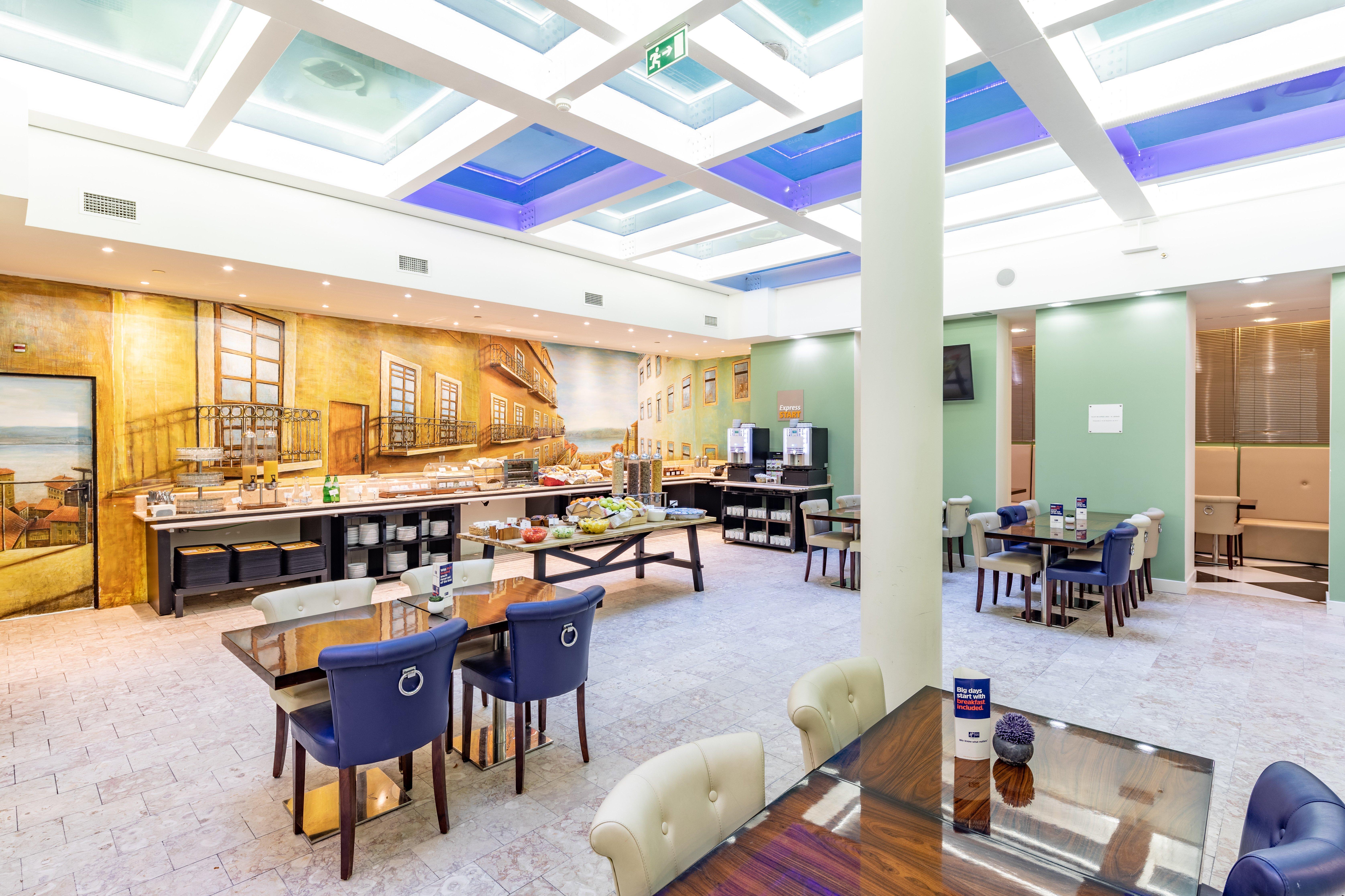 Holiday Inn Express Lisboa - Av. Liberdade By Ihg Ngoại thất bức ảnh
